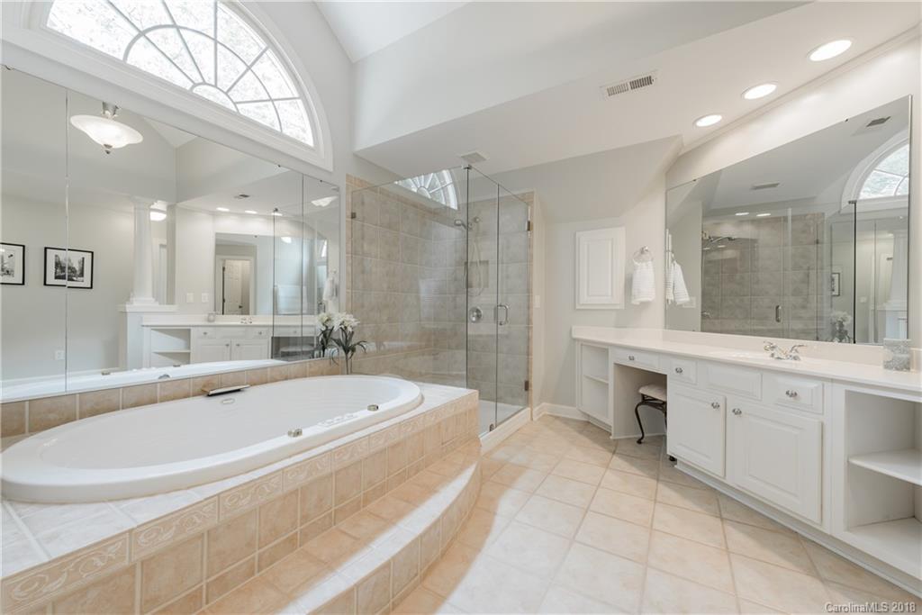 11010 Fox Hedge Road Matthews, NC 28105 - Photo 17 of 34 Gallery Image 17