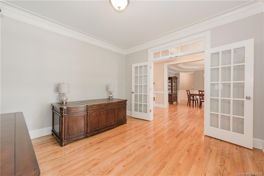 11010 Fox Hedge Road Matthews, NC 28105 - Photo 3 of 34 Gallery Image 3