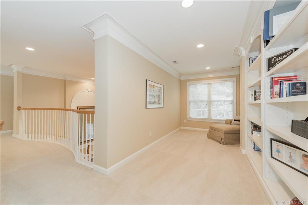 11010 Fox Hedge Road Matthews, NC 28105 - Photo 25 of 34 Gallery Image 25