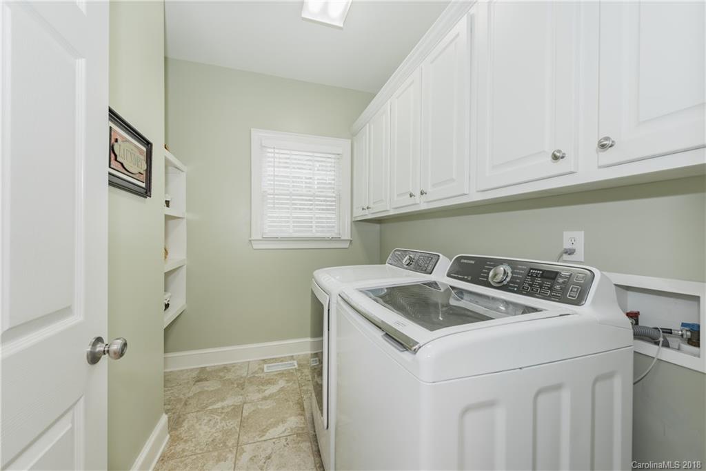 11010 Fox Hedge Road Matthews, NC 28105 - Photo 26 of 34 Gallery Image 26