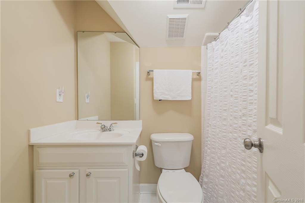 11010 Fox Hedge Road Matthews, NC 28105 - Photo 30 of 34 Gallery Image 30