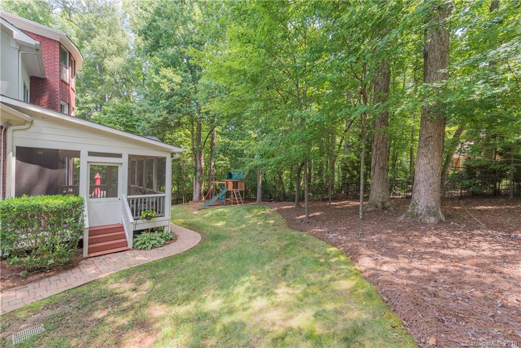 11010 Fox Hedge Road Matthews, NC 28105 - Photo 32 of 34 Gallery Image 32