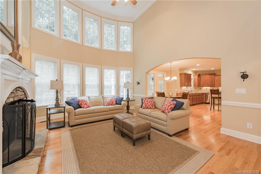 11010 Fox Hedge Road Matthews, NC 28105 - Photo 6 of 34 Gallery Image 6