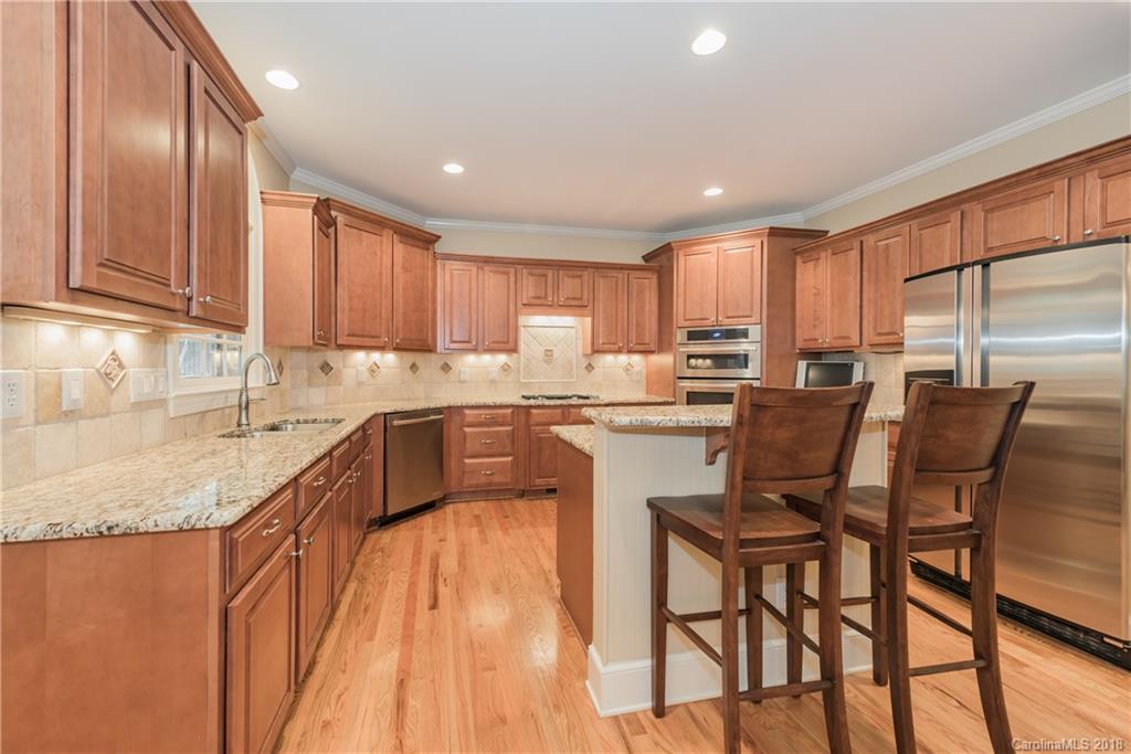 11010 Fox Hedge Road Matthews, NC 28105 - Photo 10 of 34 Gallery Image 10