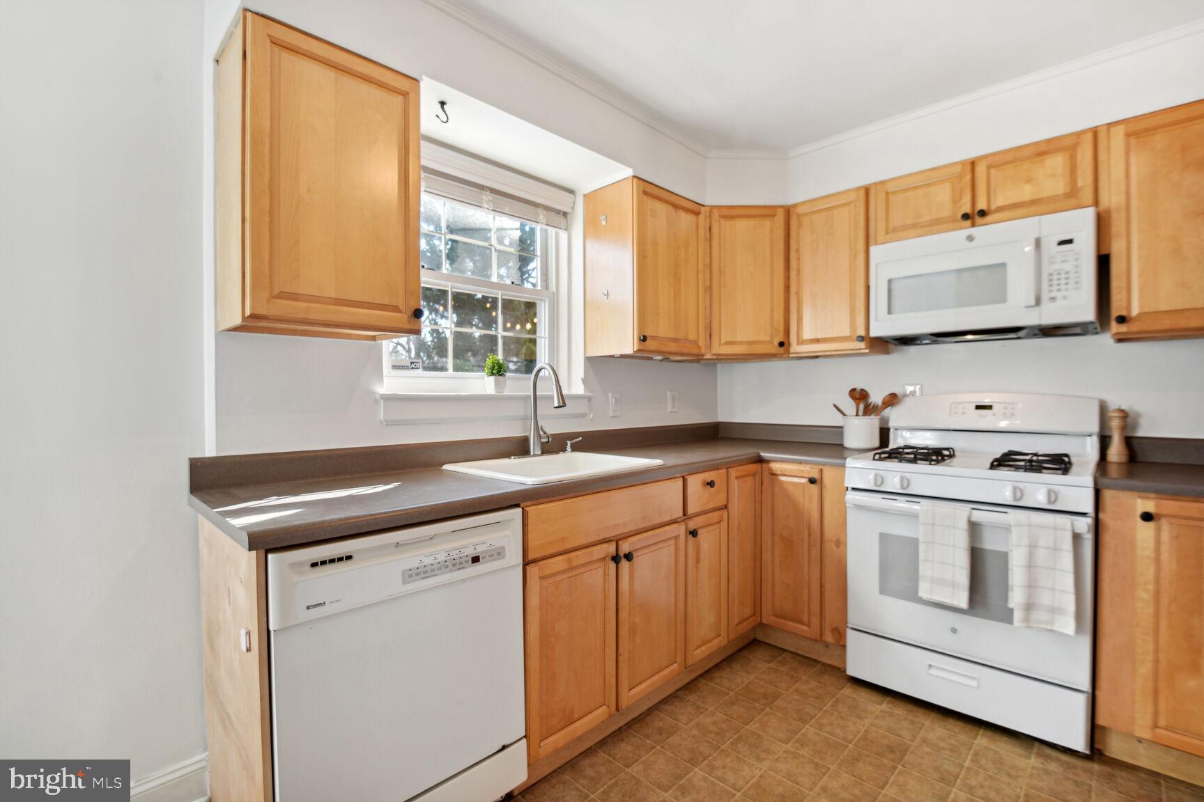 10005 Portland Road Silver Spring, MD 20901 - Photo 12 of 28