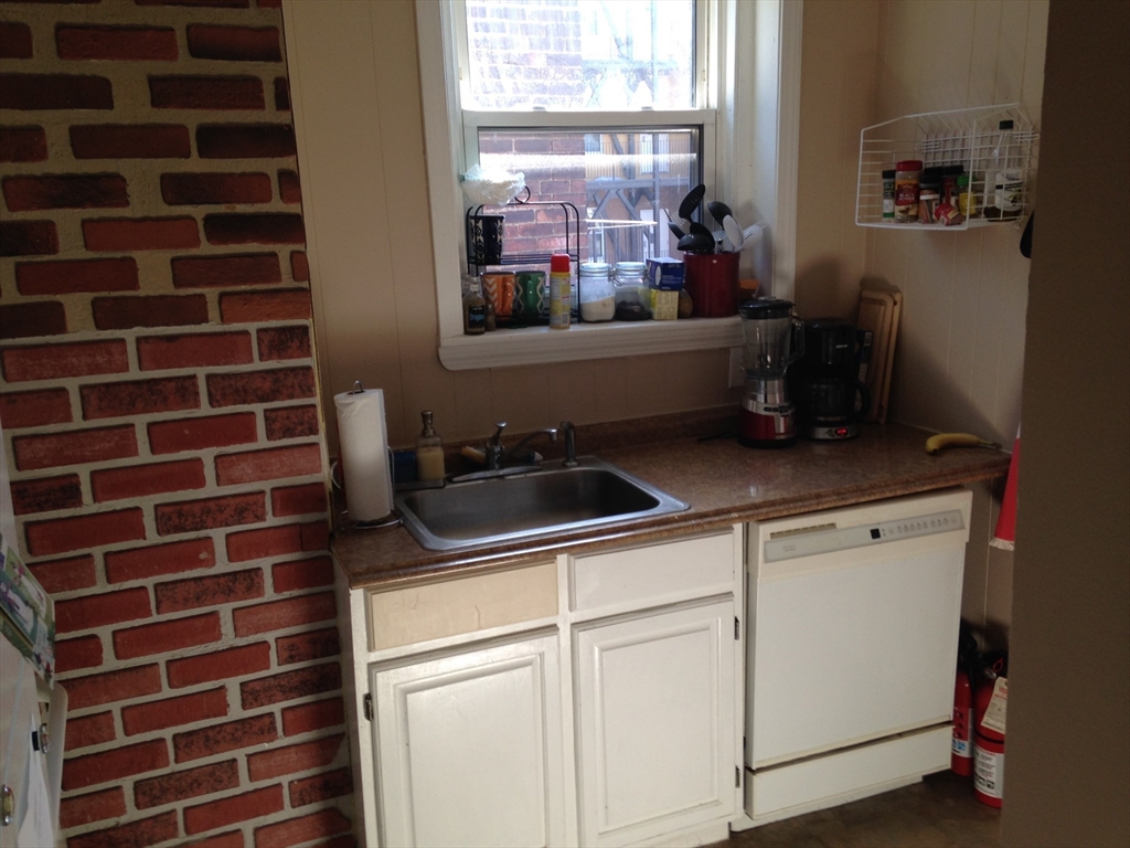 71 South Huntington Avenue, Unit 3 Boston, MA 02130 - Photo 5 of 16