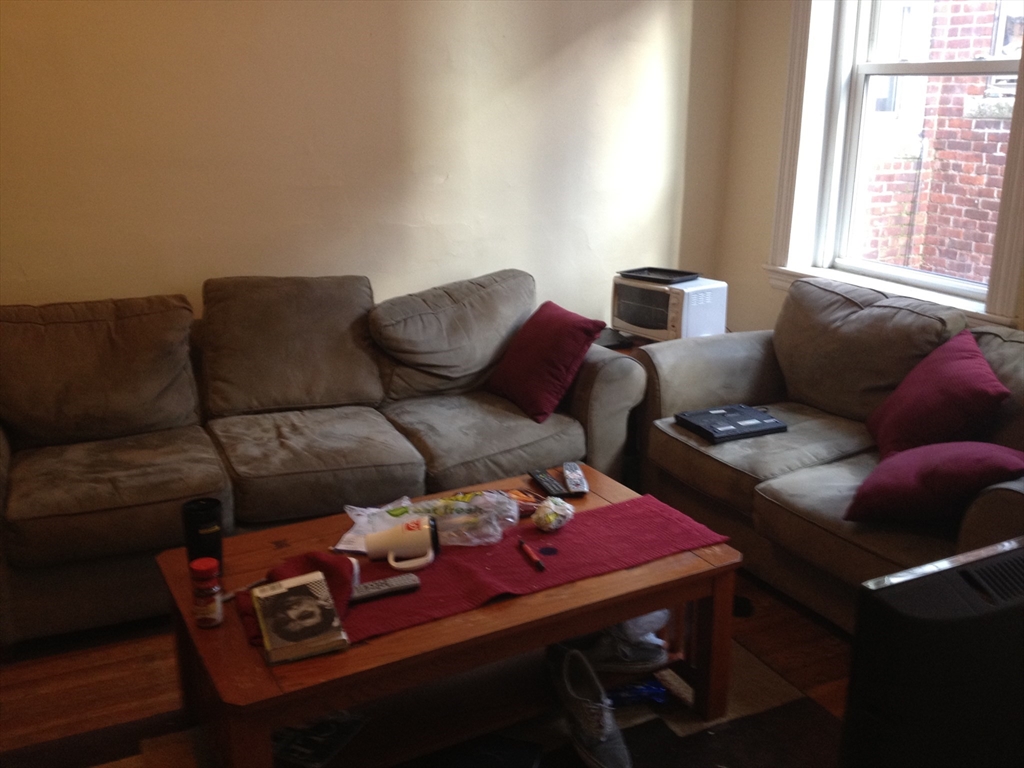 71 South Huntington Avenue, Unit 3 Boston, MA 02130 - Photo 9 of 16