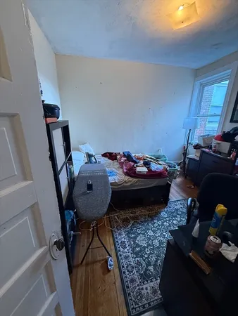 $4,800 | 71 South Huntington Avenue, Unit 3, Boston, MA 02130