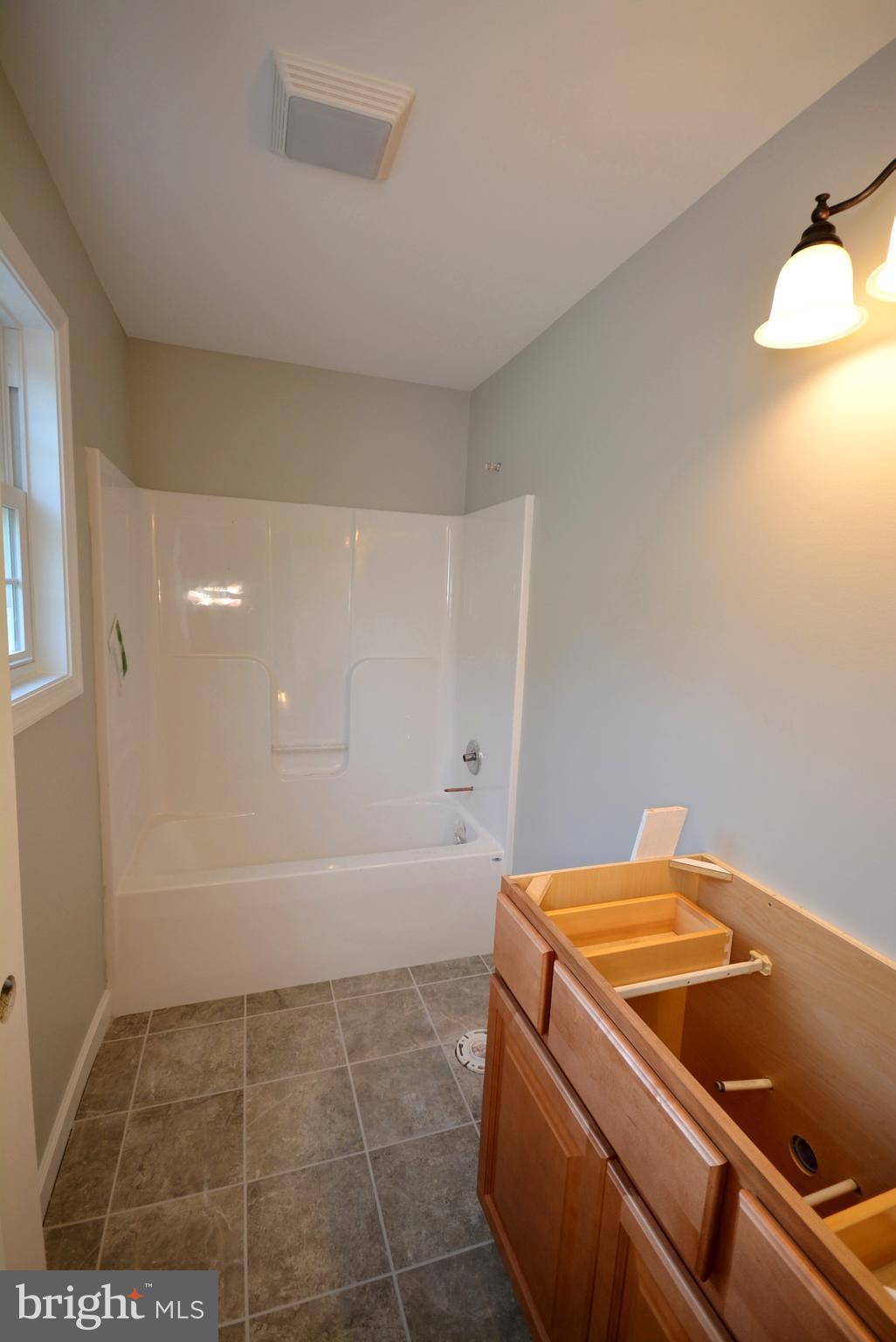 155 Lower View Road Strasburg, VA 22657 - Photo 21 of 30 a bathroom with a bathtub