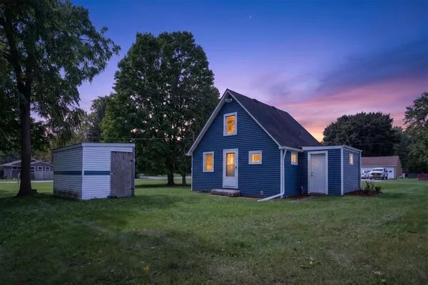 $154,900 | 2024 West Washington Avenue, Jackson, MI 49203