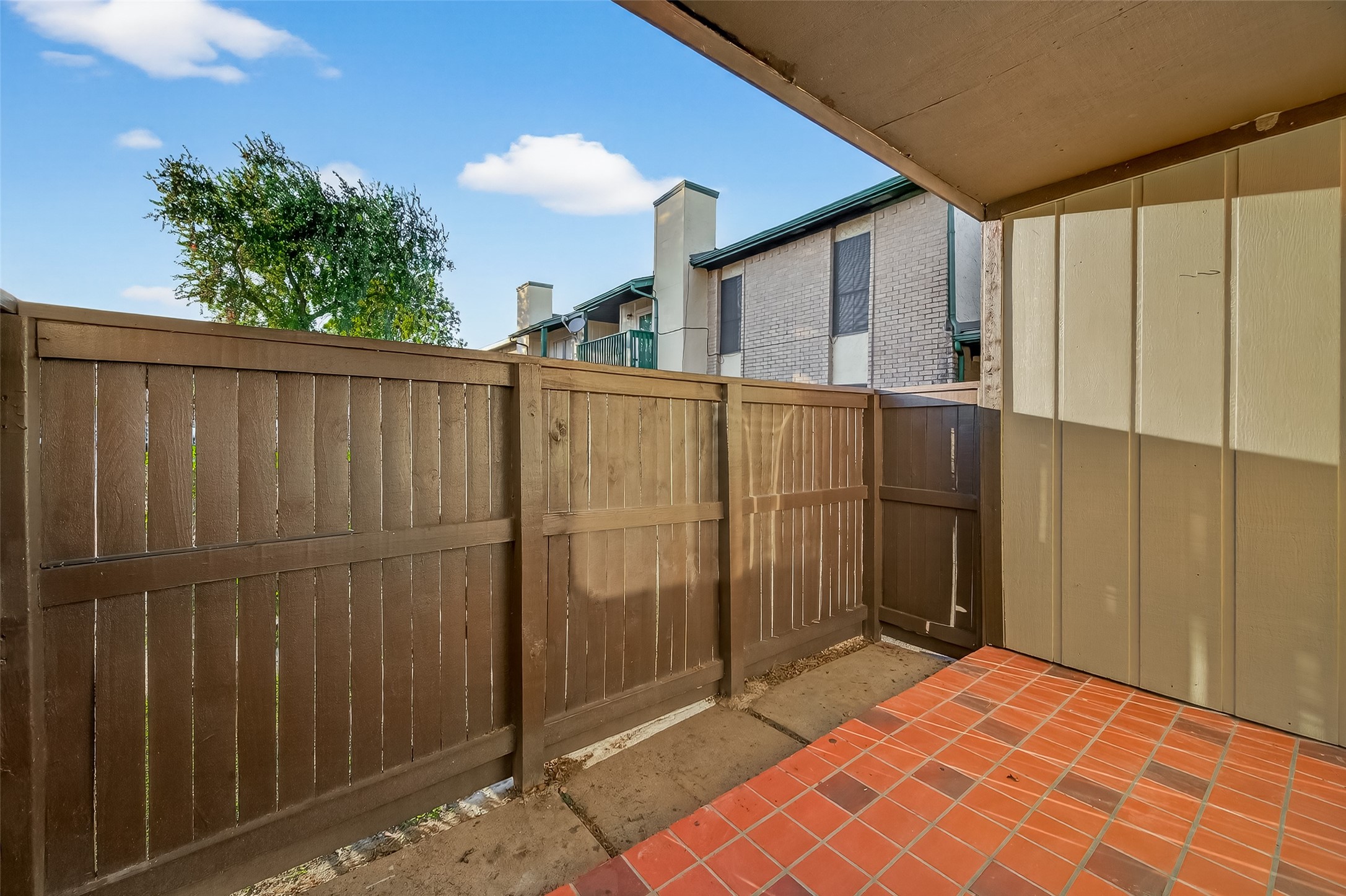 1500 Bay Area Boulevard, Unit 183 Houston, TX 77058 - Photo 21 of 24 a view of a balcony