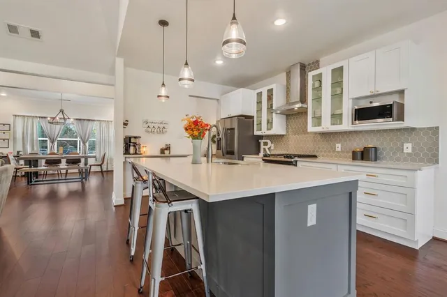 $430,000 | 1909 Willowcrest Loop, Denton, TX 76205