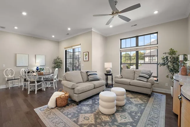 $344,900 | 354 West Chicago Street, Unit 200, Valparaiso, IN 46385