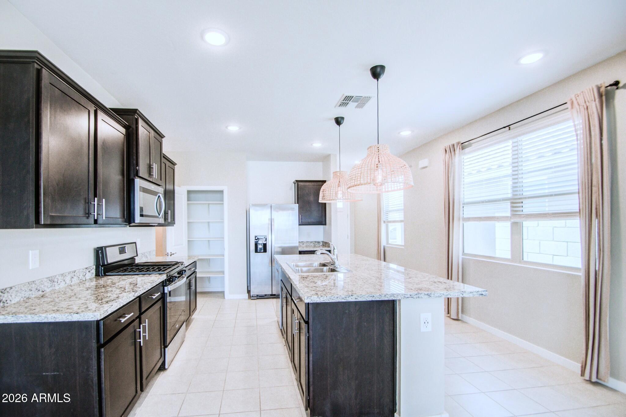 21765 Rummler Lane Maricopa, AZ 85138 - Photo 6 of 37 KITCHEN 5
