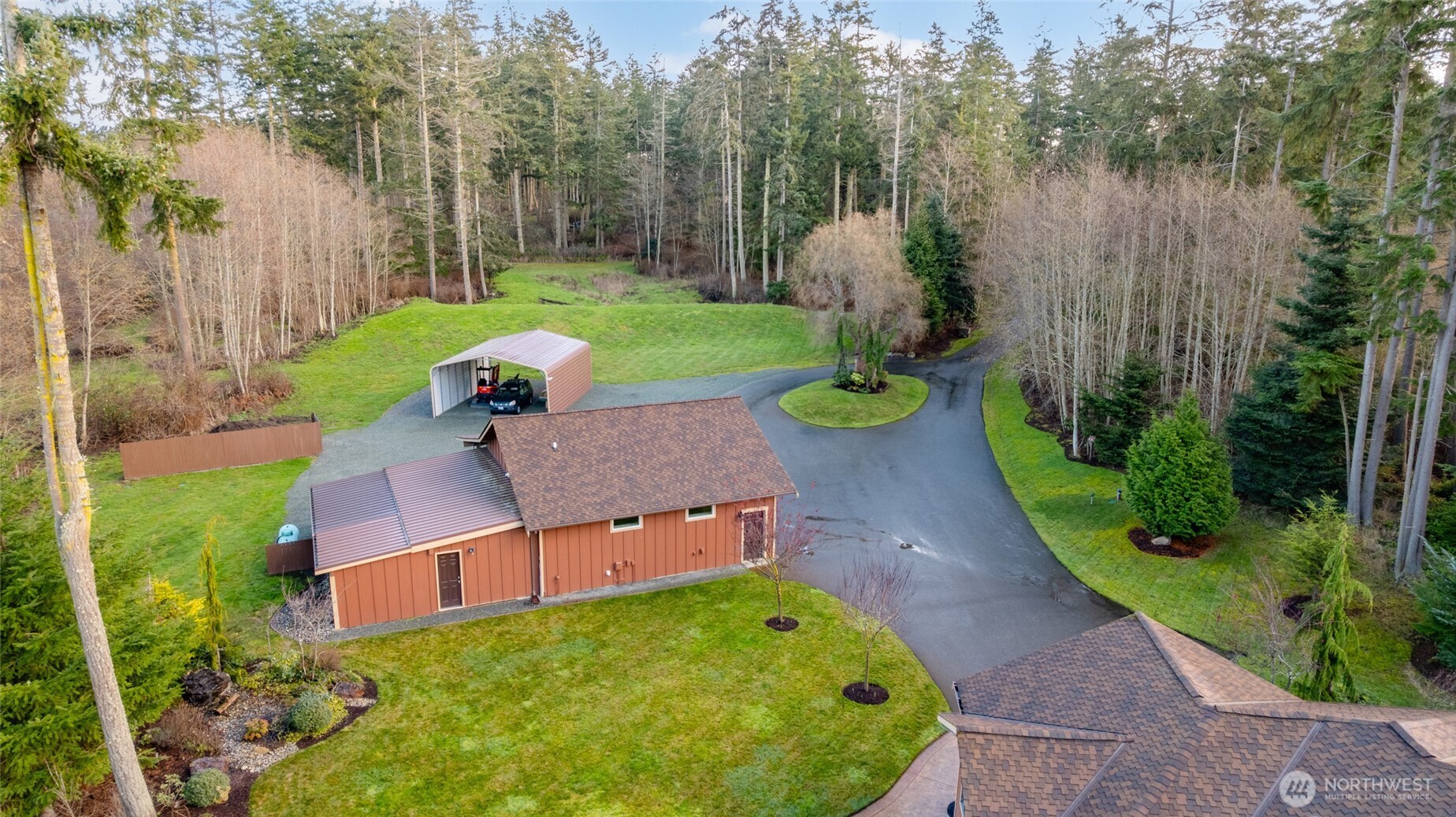 1975 Zylstra Road Oak Harbor, WA 98277 - Photo 37 of 40