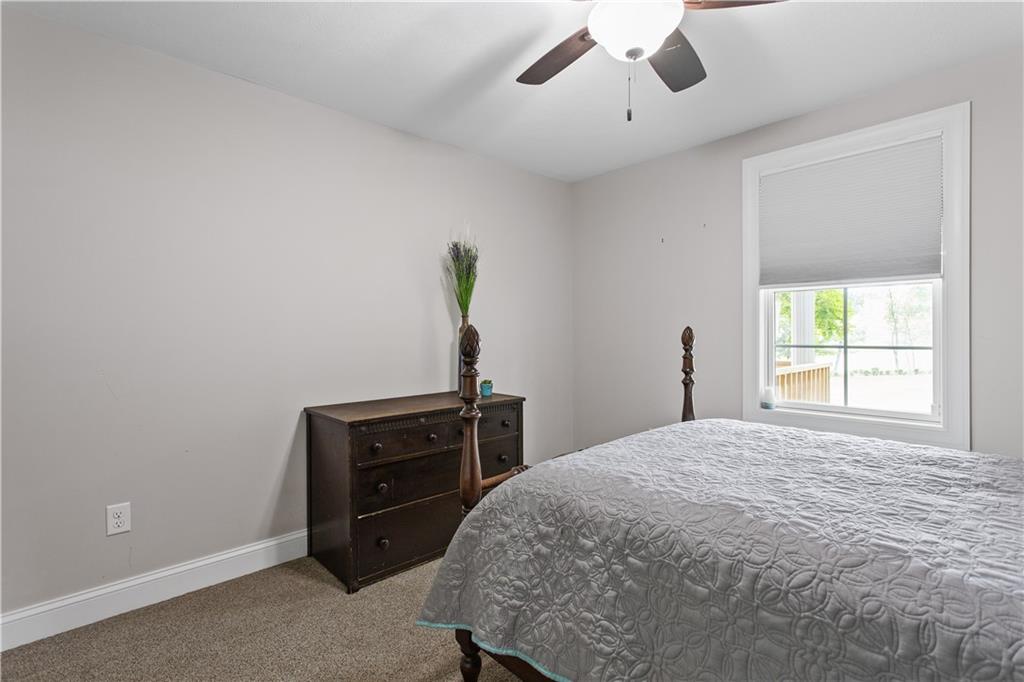 1090 Clinton Road Clinton, PA 15026 - Photo 18 of 24 Gallery Image 18