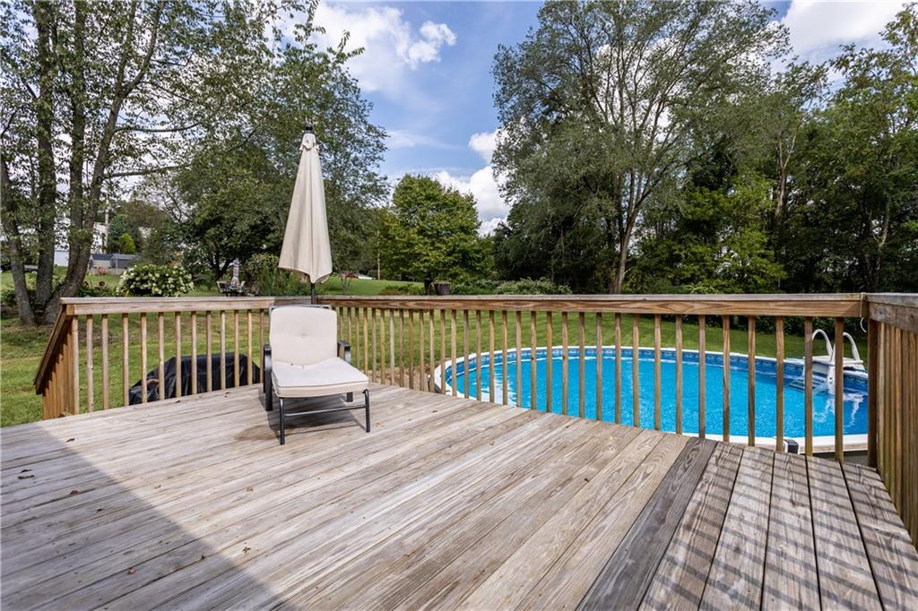 1090 Clinton Road Clinton, PA 15026 - Photo 22 of 24 Gallery Image 22