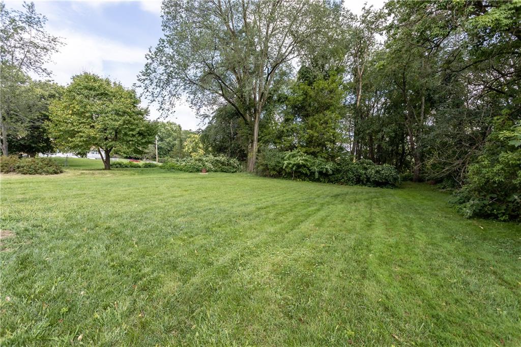 1090 Clinton Road Clinton, PA 15026 - Photo 7 of 24 Gallery Image 7