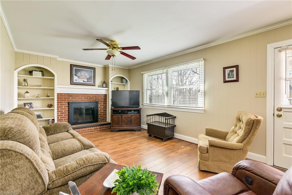 1640 Bright Leaf Road Pfafftown, NC 27040 - Photo 8 of 21 Gallery Image 8