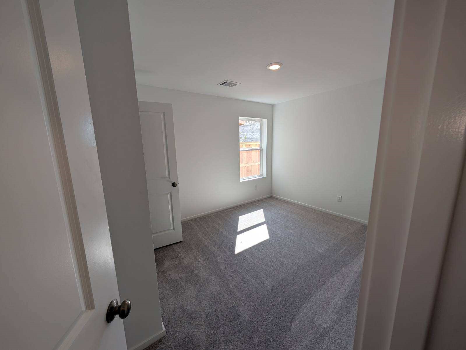 1539 Gentle Wind Court Angleton, TX 77515 - Photo 10 of 34 Not actual home, pictures representative of same elevation*