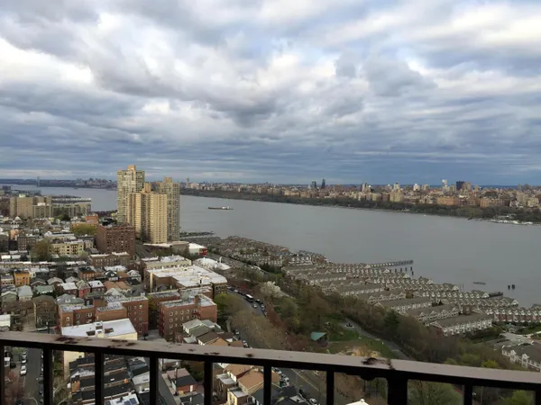 $2,395 | 6040 Boulevard East, Unit 31N, West New York, NJ 07093