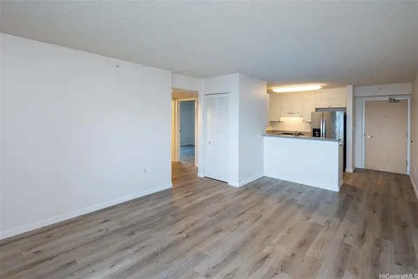 $3,300 | 801 South Street, Unit 4401, Honolulu, HI 96813