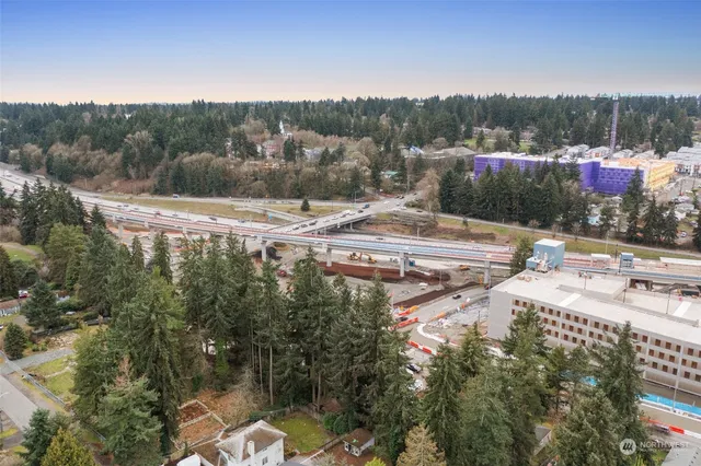 $1,200,000 | 14552 5th Avenue Northeast, Shoreline, WA 98155