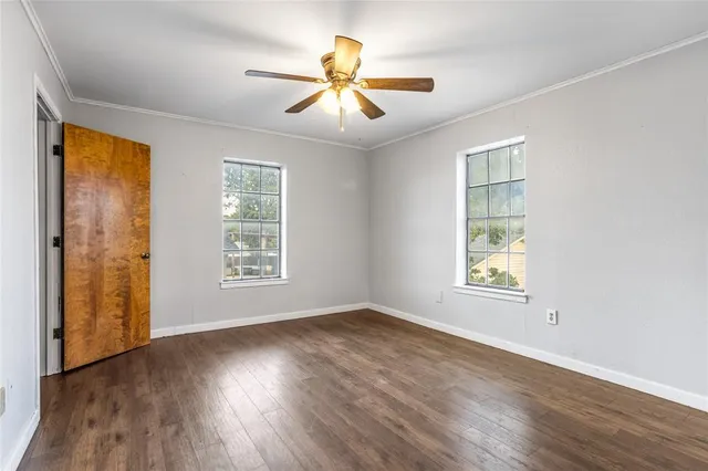 $324,900 | 2320 Juniper Street, Haltom City, TX 76117