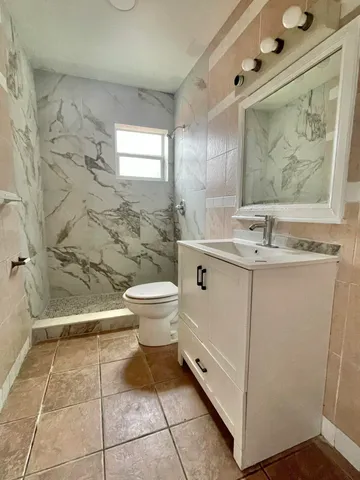 $1,900 | 616 Highland Avenue, Lake Worth Beach, FL 33460