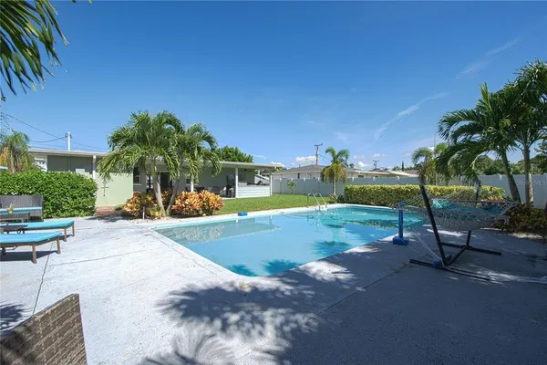 $4,100 | 3665 Belle Vista Drive East, St. Pete Beach, FL 33706
