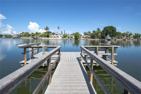 $4,100 | 3665 Belle Vista Drive East, St. Pete Beach, FL 33706