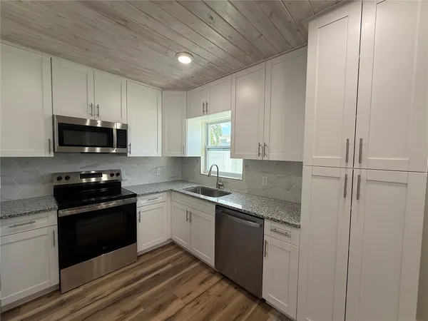 $4,100 | 3665 Belle Vista Drive East, St. Pete Beach, FL 33706