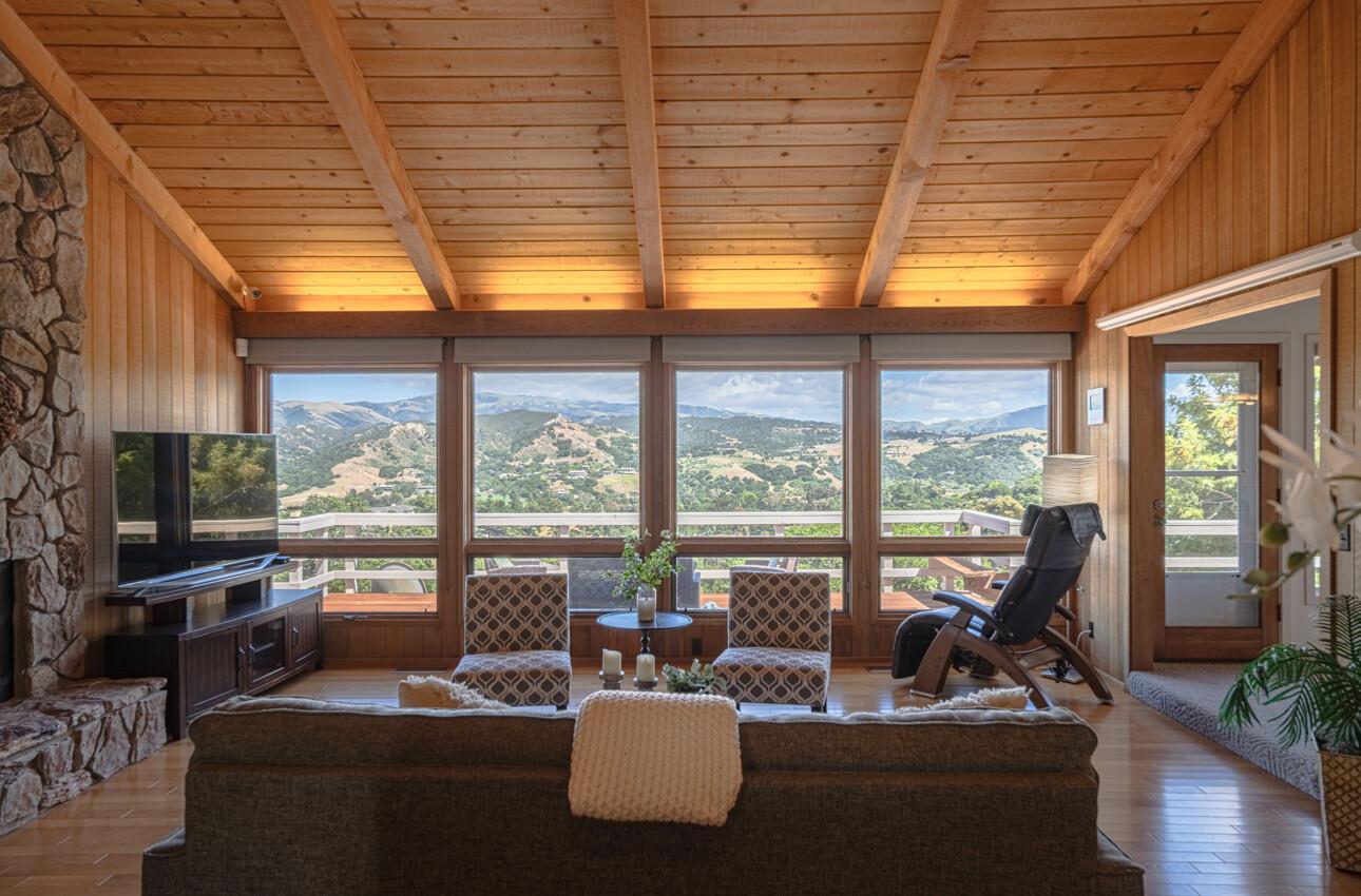 24935 Corte Poco Salinas, CA 93908 - Photo 6 of 58