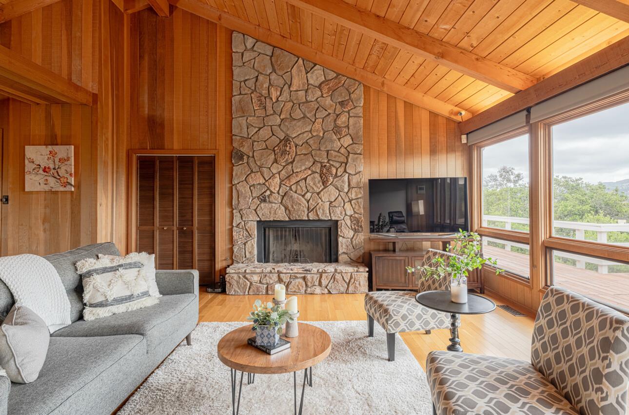 24935 Corte Poco Salinas, CA 93908 - Photo 7 of 58