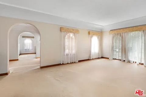 $3,800,000 | 243 Euclid Street, Santa Monica, CA 90402