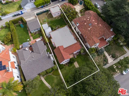 $3,800,000 | 243 Euclid Street, Santa Monica, CA 90402