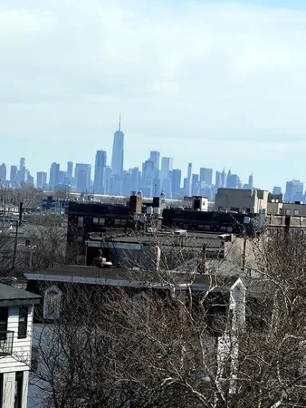 $2,650 | 90 Clinton Avenue, Newark, NJ 07114