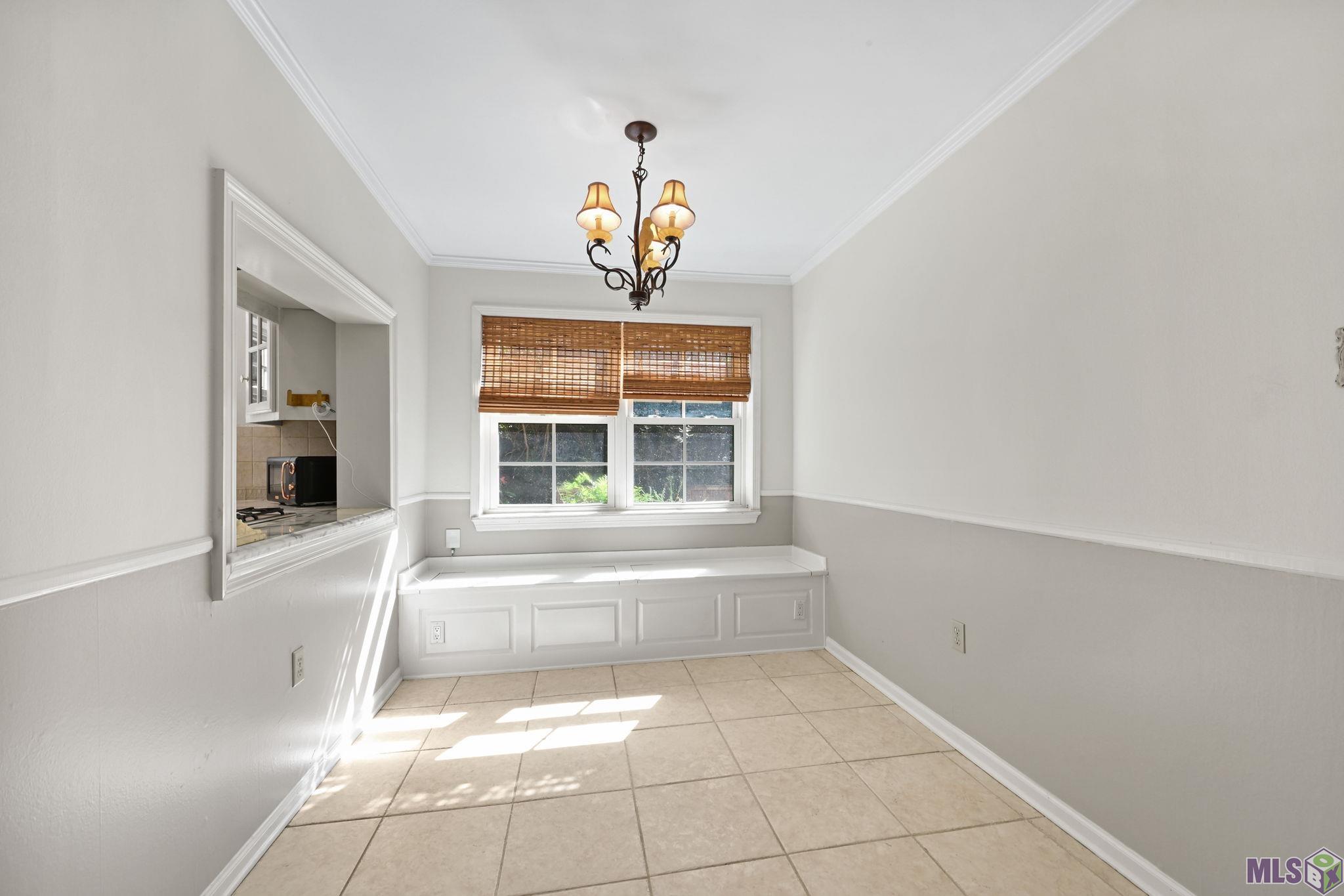 4560 Bluebell Drive Baton Rouge, LA 70808 - Photo 9 of 18 Breakfast area