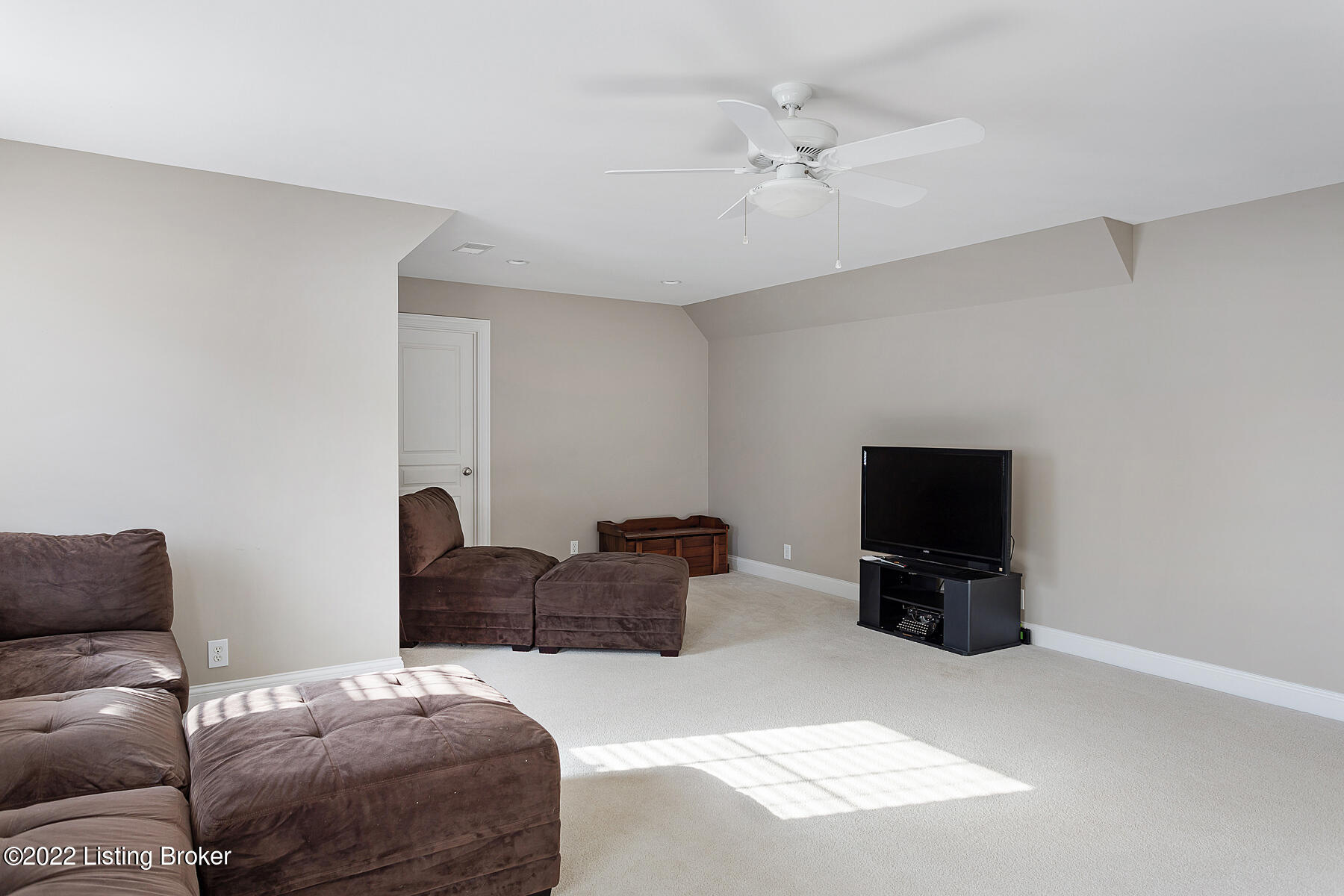 12907 Ridgemoor Drive Prospect, KY 40059 - Photo 34 of 47 03512907 Ridgemoor Dr - INTERNET