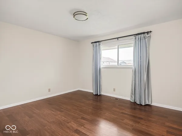 $230,000 | 1746 Forsythia Drive, Indianapolis, IN 46219