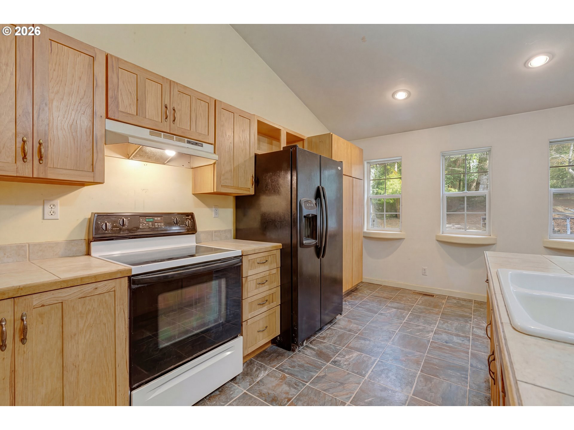 2785 Northeast Starr Creek Road Yachats, OR 97498 - Photo 13 of 38