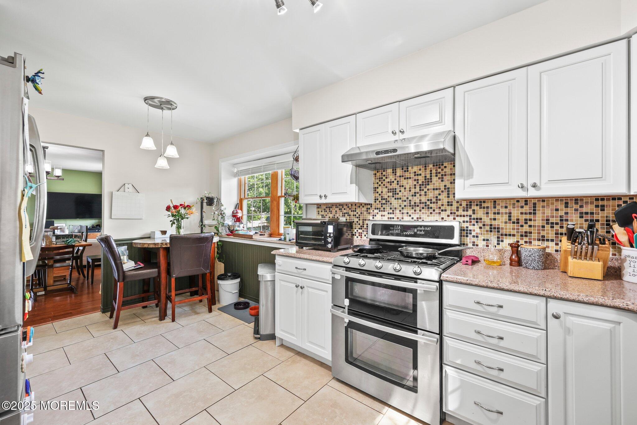 104 Starlight Road Howell, NJ 07731 - Photo 11 of 25 Kitchen