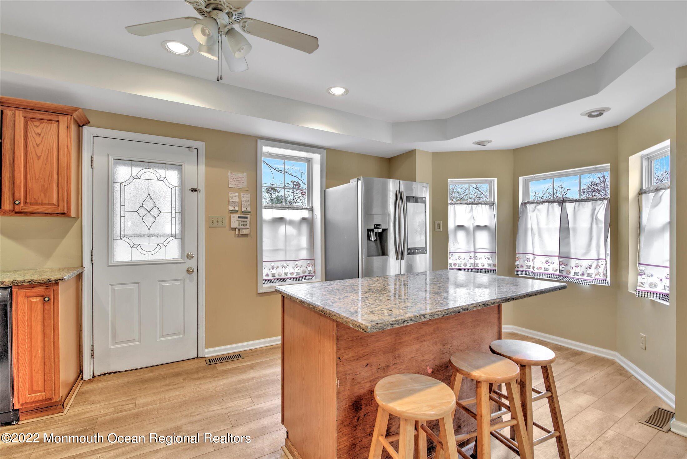 668 Brewers Bridge Road Jackson, NJ 08527 - Photo 12 of 33 13-KITCHEN