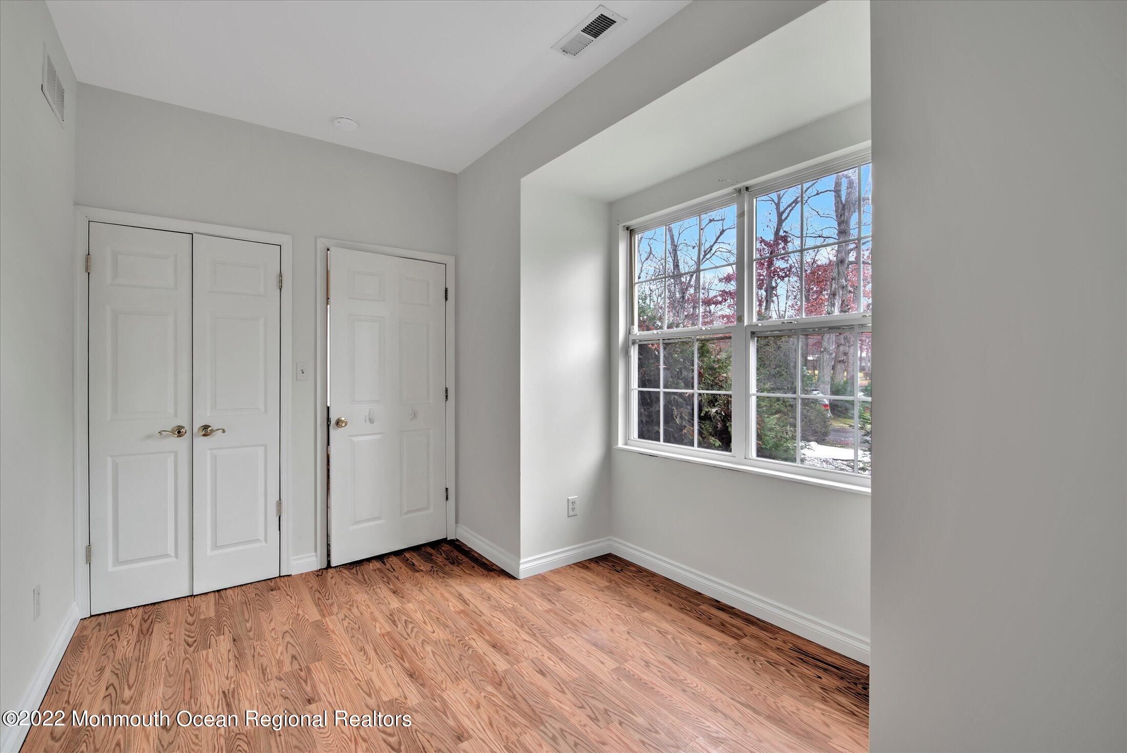 668 Brewers Bridge Road Jackson, NJ 08527 - Photo 22 of 33 22-BEDROOM