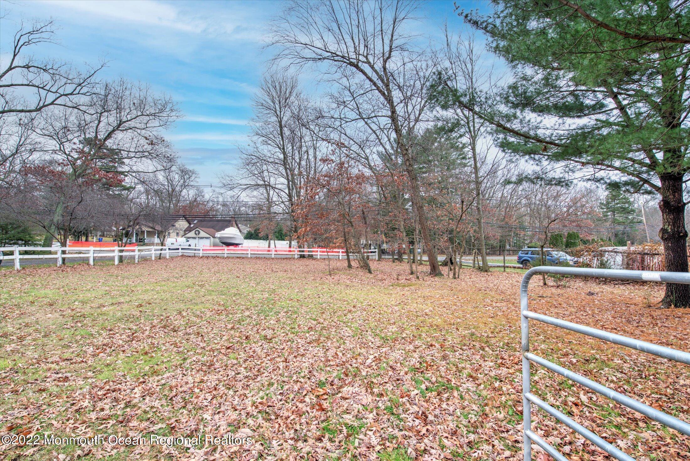 668 Brewers Bridge Road Jackson, NJ 08527 - Photo 33 of 33 33-PADDOCK