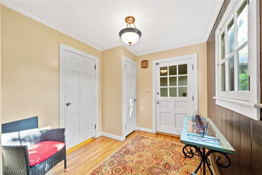 415 Sand Run Road Akron, OH 44313 - Photo 2 of 25