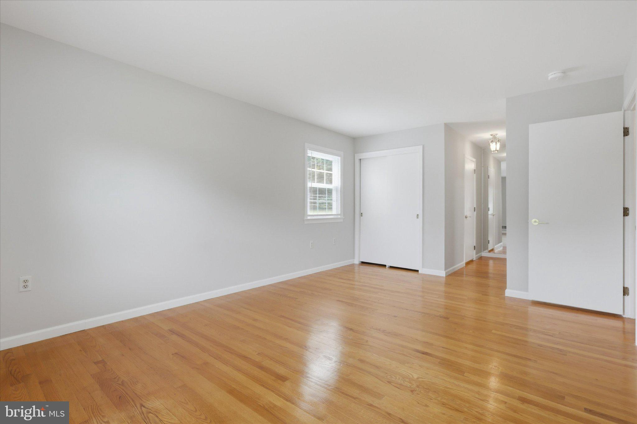 7007 Runnymeade Court Frederick, MD 21702 - Photo 23 of 37 Bright and airy open space awaits.