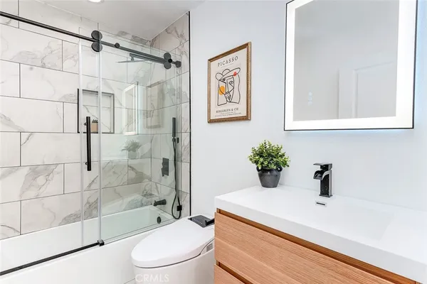 $1,498,000 | 26 Seton Road, Irvine, CA 92612