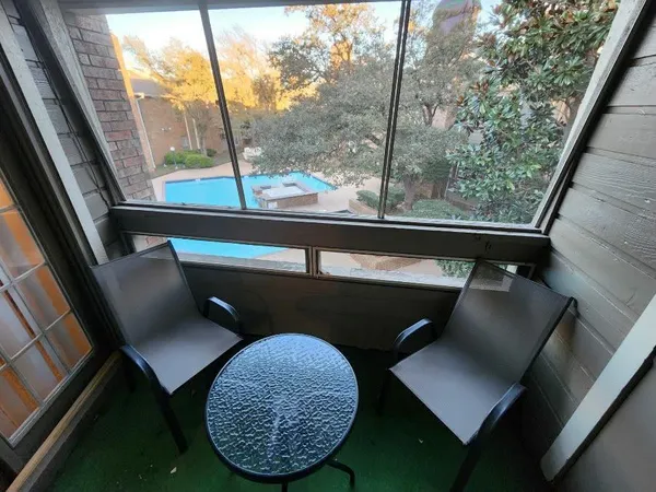$175,000 | 1100 Riverchase Lane, Unit 209, Arlington, TX 76011