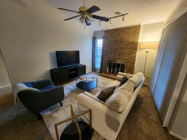 $175,000 | 1100 Riverchase Lane, Unit 209, Arlington, TX 76011